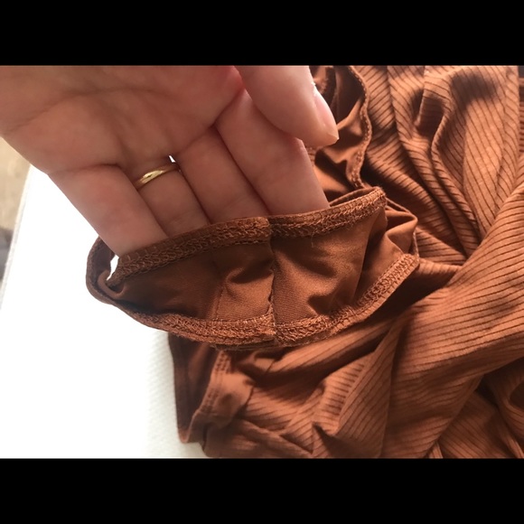 ASTR side cutout bodysuit - Picture 3 of 4